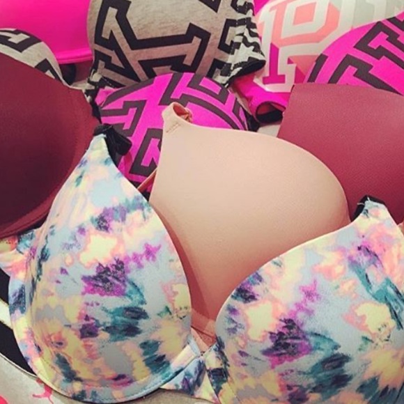 Victoria Secret Pink Mystery Box $100 - Picture 6 of 13